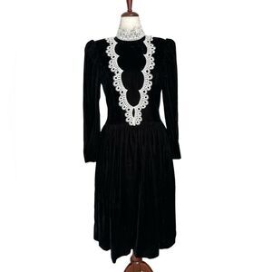 VTG Jessica McClintock Gunne Sax Black Velvet Lace Gothic Prairie Dress Sz 11/M